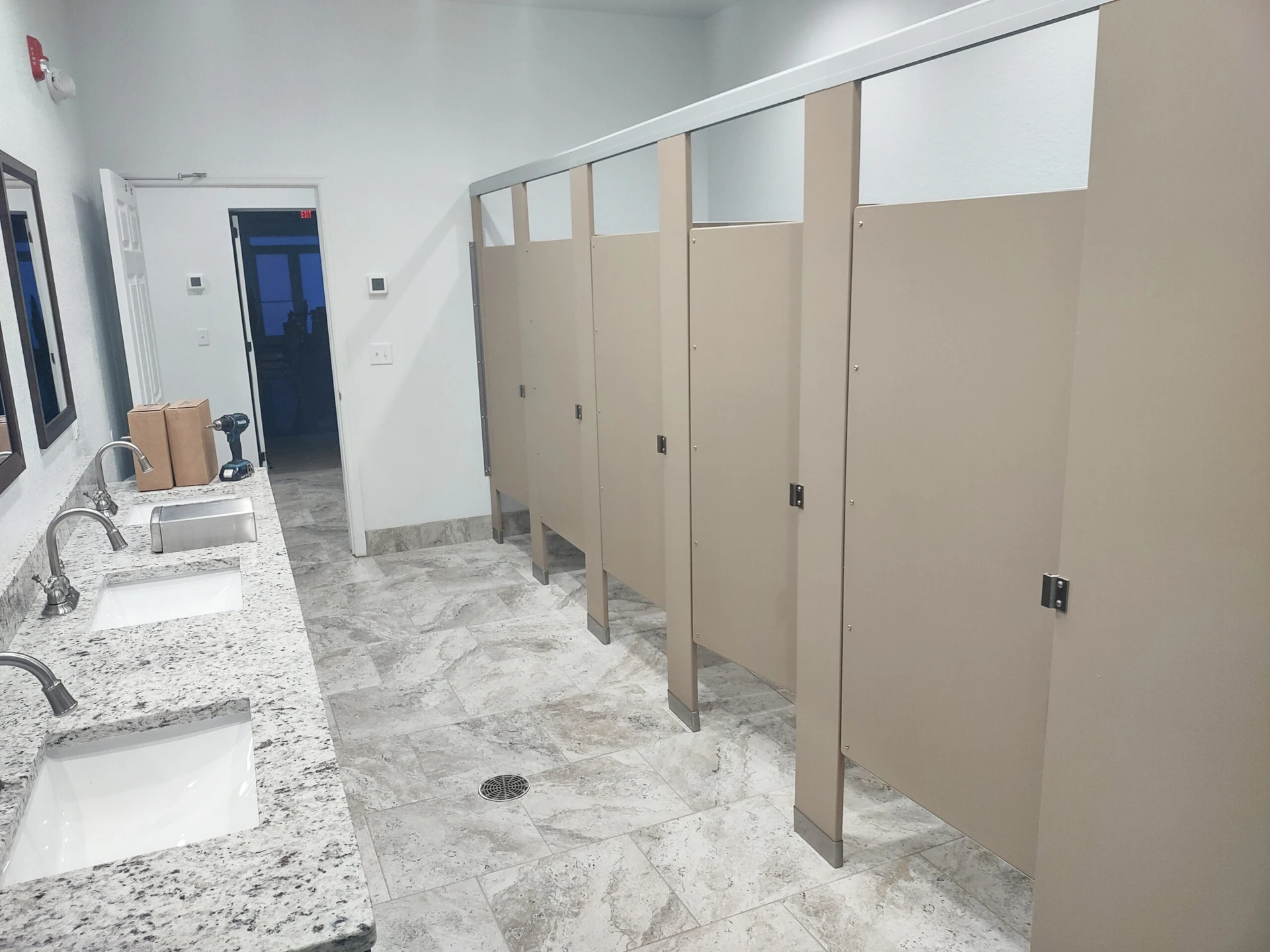 Shower Stalls - HDPE Solid Plastic - Partition Plus